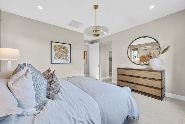 Building Photo - New-built Home in Great Park