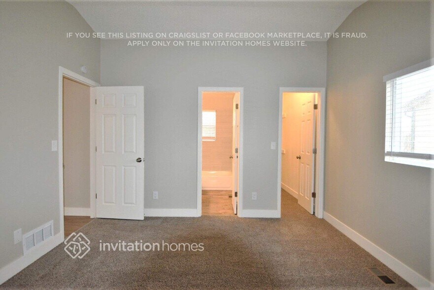 Building Photo - 4750 Hennings Dr