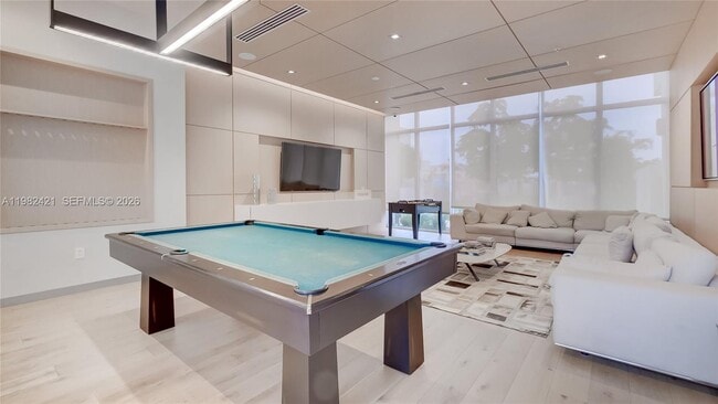 Building Photo - 6630 NW 104th Path