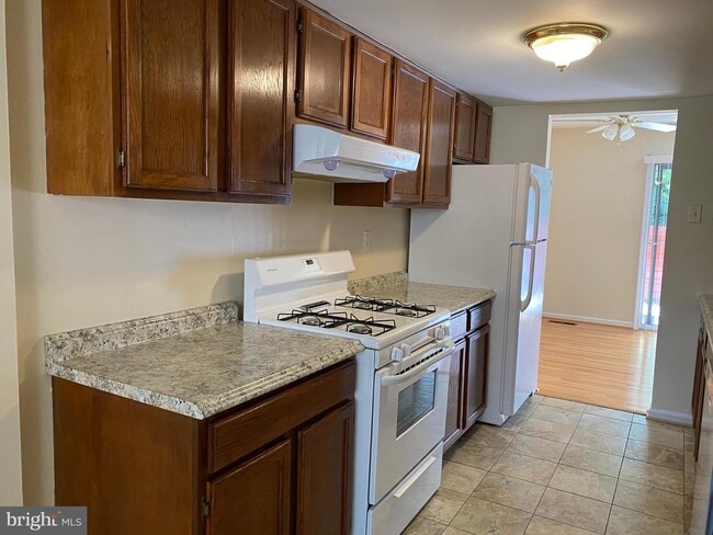 Building Photo - 2822 Hogan Ct