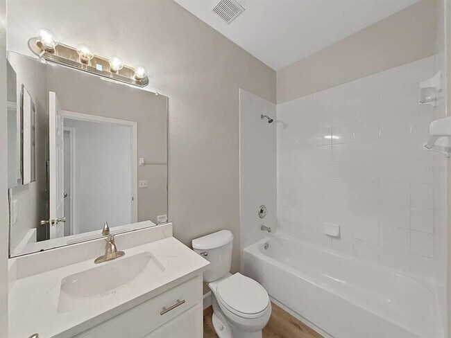 Building Photo - 11908 Fern Blossom Dr