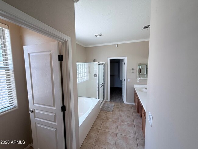 Building Photo - 7310 E Mallory Cir