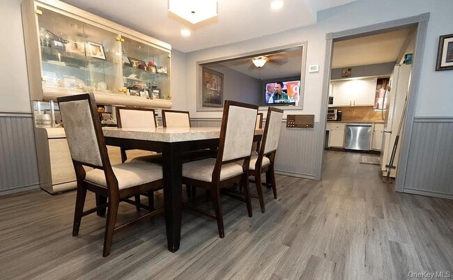 Building Photo - 32 Ebey Ln