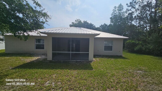 Building Photo - Updated 3 Bedroom, 2 Bath Home in Matanzas...