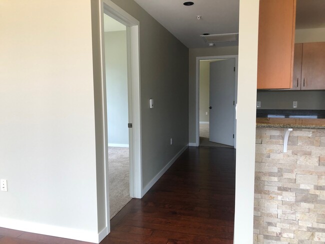 Building Photo - Two Bedroom Condo Available at The Peloton in Boulder