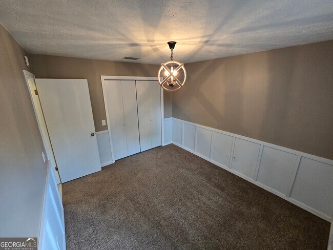 Building Photo - 127 Summerfield Dr
