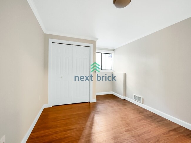 Building Photo - Gorgeous 2 Bed 1.5 Bath Condo for Rent!
