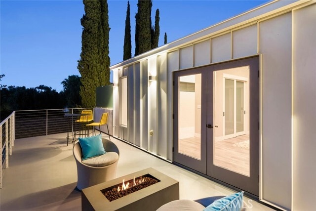 Building Photo - 4731 Topanga Canyon Blvd