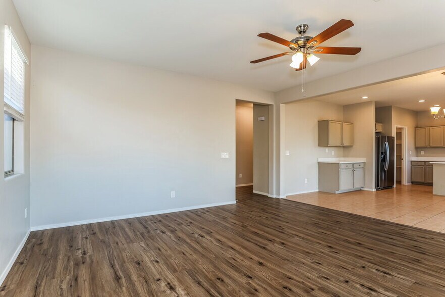 Building Photo - 6409 S 69th Glen