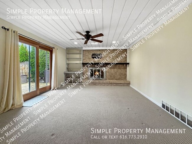 Building Photo - 5352 Queensbury Dr SE