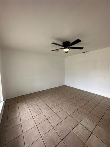 Building Photo - 5131 Encino Rd