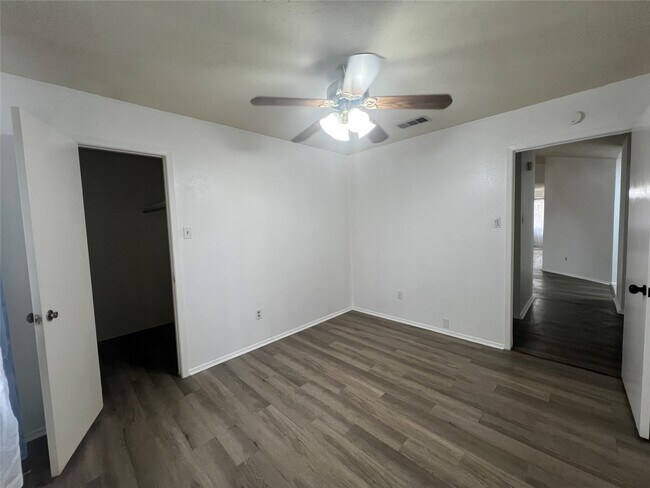 Building Photo - 21215 Verdecove Ln