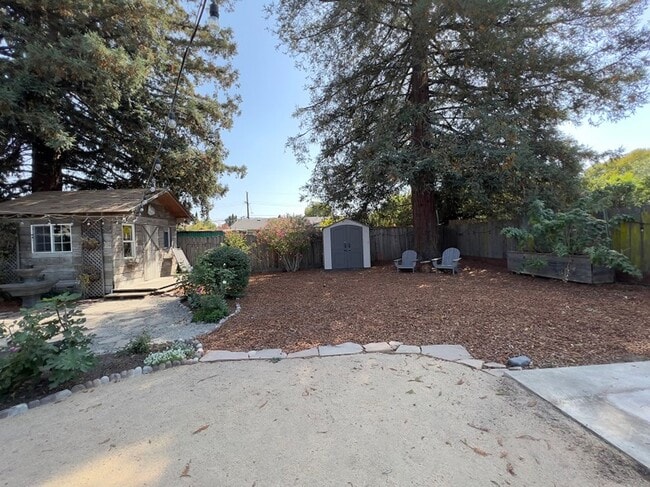 Building Photo - Beautifully Updated Four Bedroom Napa Home