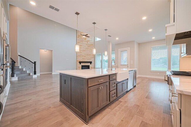Building Photo - 1322 McMurtry Ridge Dr