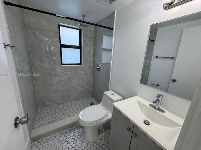 Building Photo - 1971 NW 2nd Ct