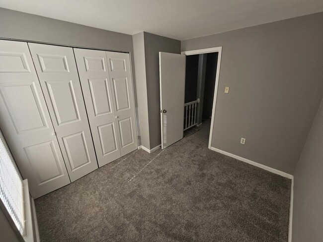 Building Photo - 4 Bedroom Townhouse in Baltimore County