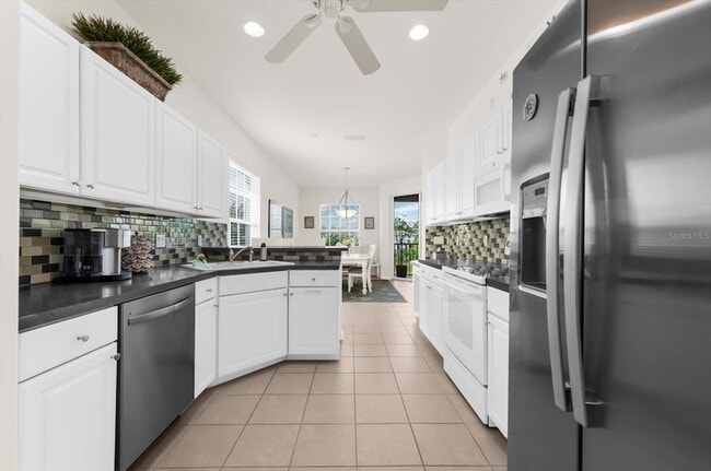 Building Photo - 4500 Streamside Ct