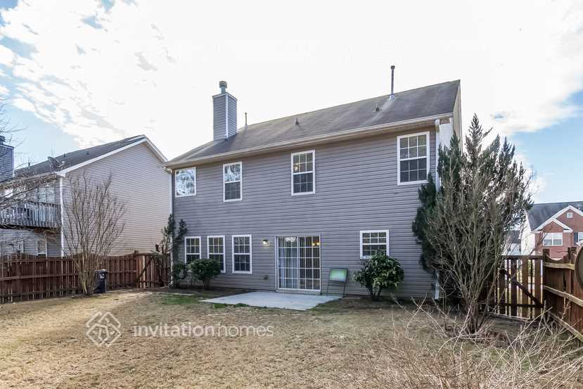 Building Photo - 1026 Hawthorn Ln