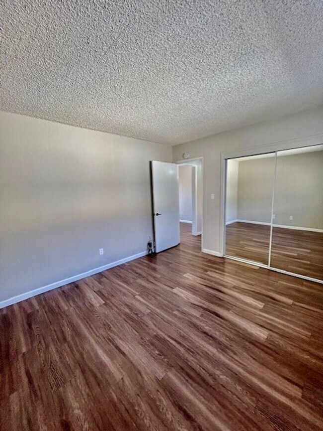 Building Photo - 1 BR 1 BA North Park!