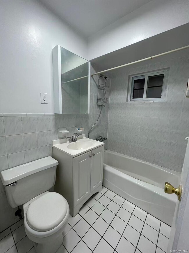 Building Photo - 198-01 56th Ave