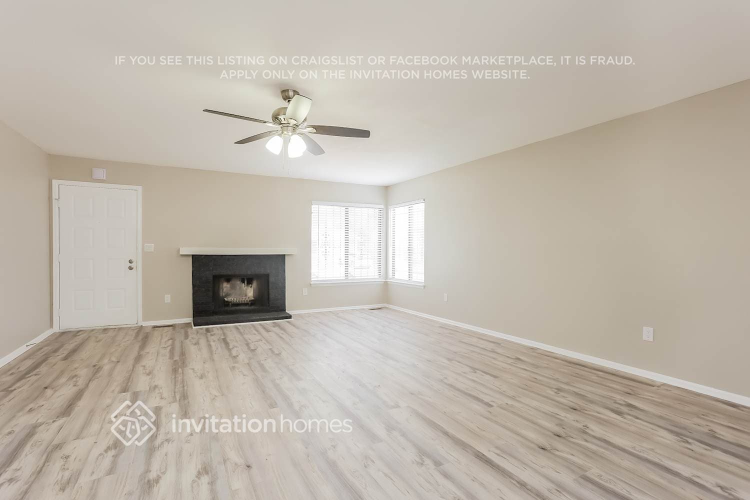 Building Photo - 16766 E Kent Dr