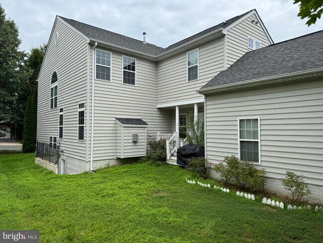 Building Photo - 12489 Pfitzner Ct