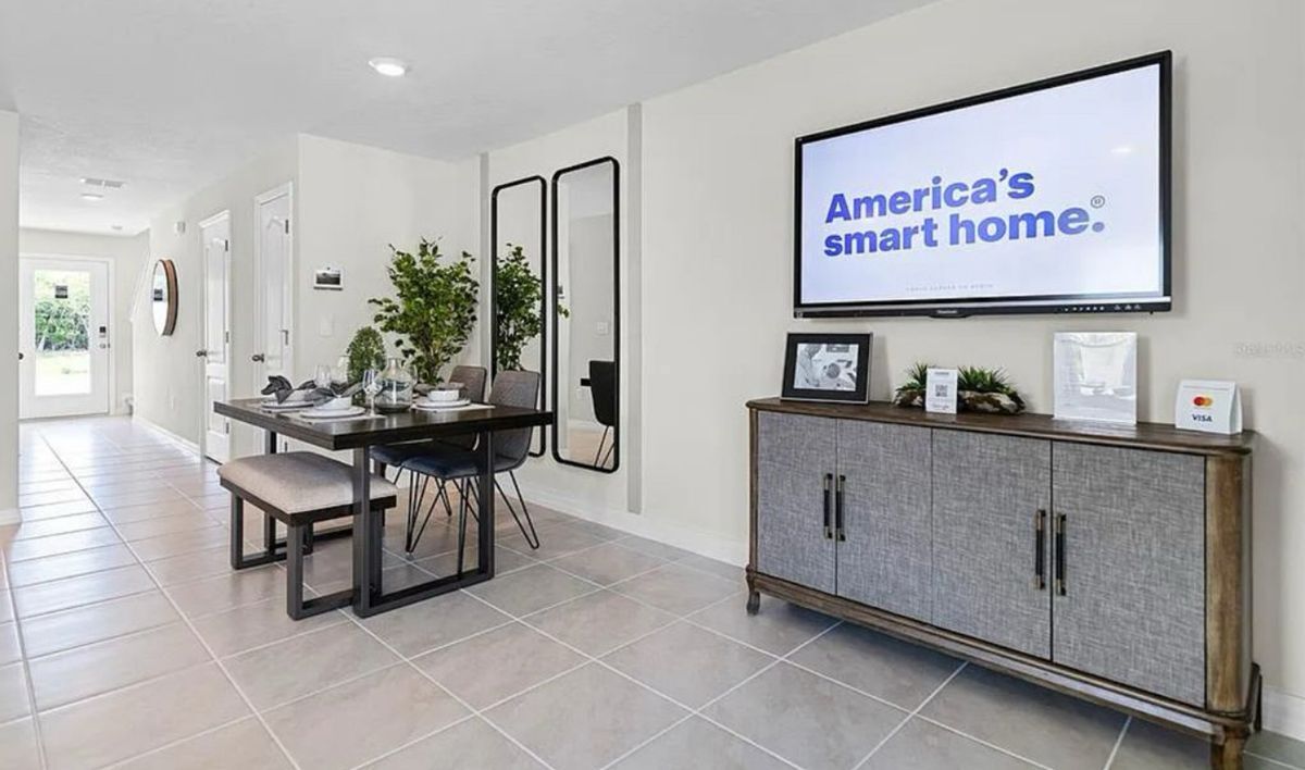 Building Photo - 528 Zinfandel Dr