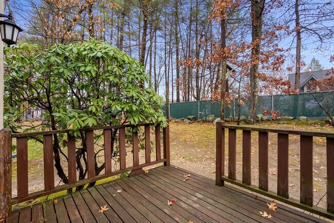 Building Photo - 206 Cardinal Ln