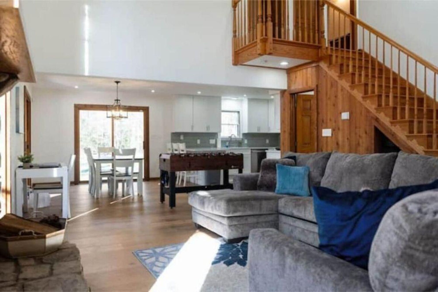 Building Photo - 547 Tall Pines Dr