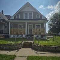Building Photo - 2416 Lawton Ave