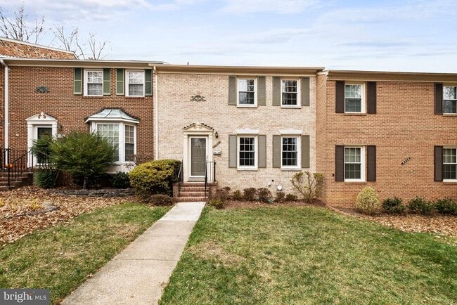 Building Photo - 9518 Hunt Square Ct