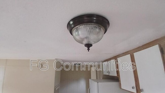 Building Photo - 2155 White Pine M H P Rd