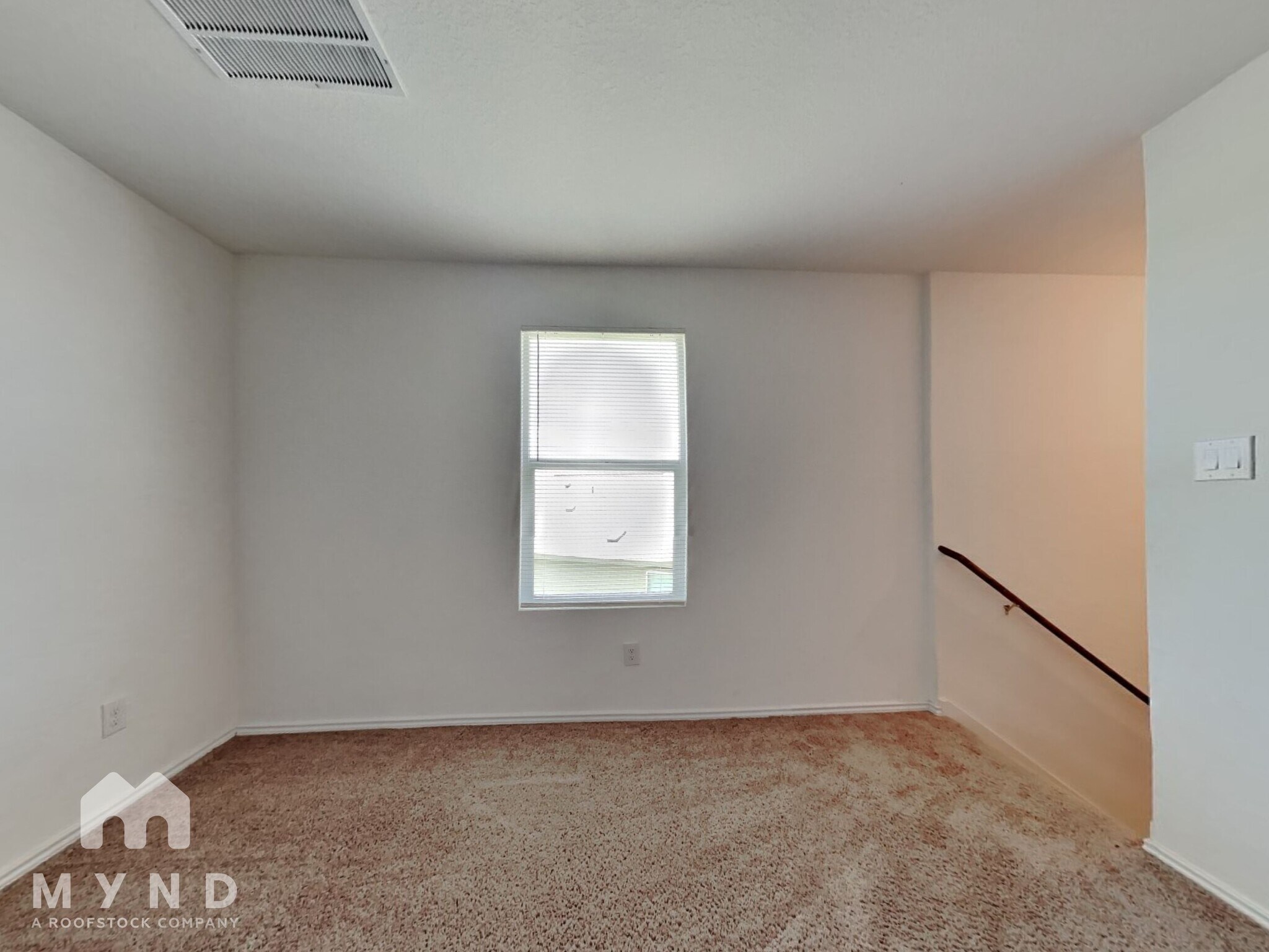 Building Photo - 9007 Lunar Cove