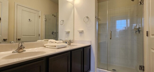 Building Photo - 3238 Dock Ct