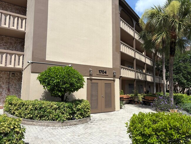 Building Photo - 1704 Andros Isle