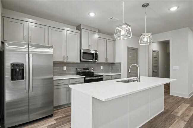 Building Photo - 4322 Fern River Bnd
