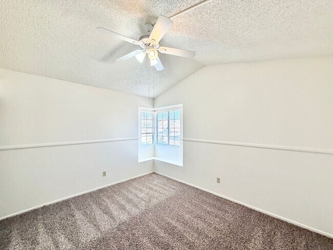 Building Photo - 16309 Silverbirch Rd