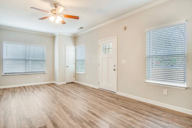 Building Photo - 173 Harwell Rd