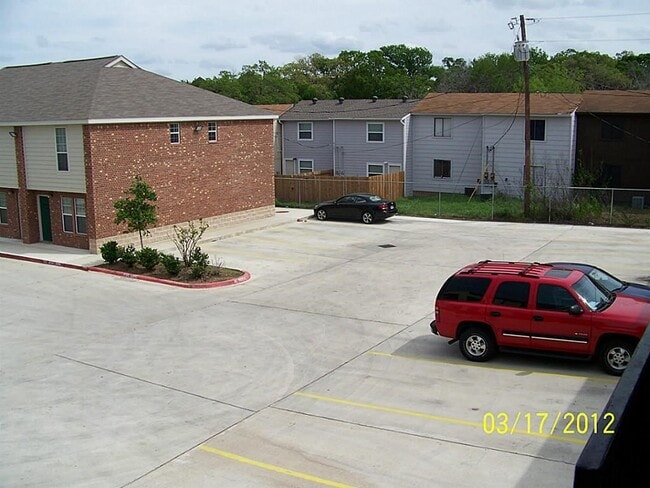 Building Photo - 4504 College Main St