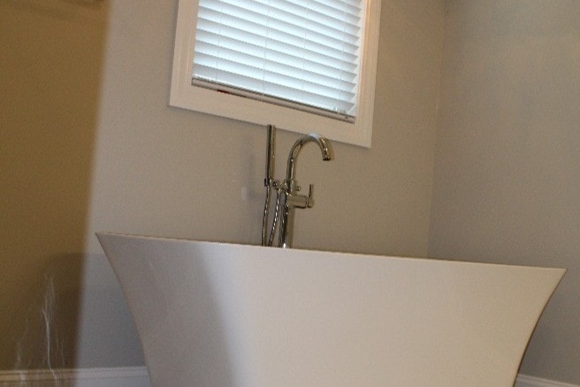Master Bath - 4623 6th Ave
