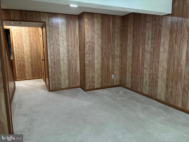 Building Photo - 8335 Windfall Rd