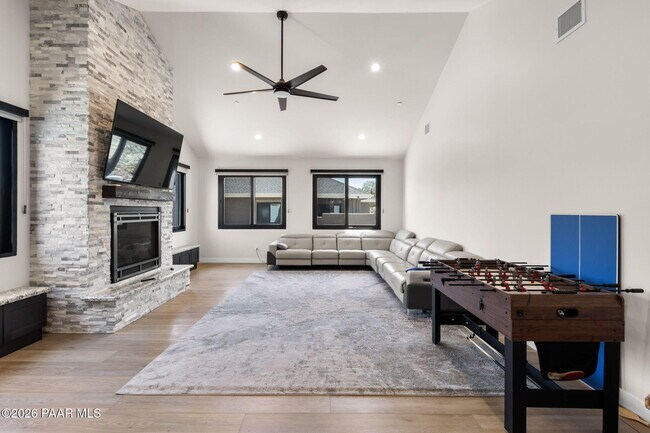 Building Photo - 1020 Sunrise Blvd