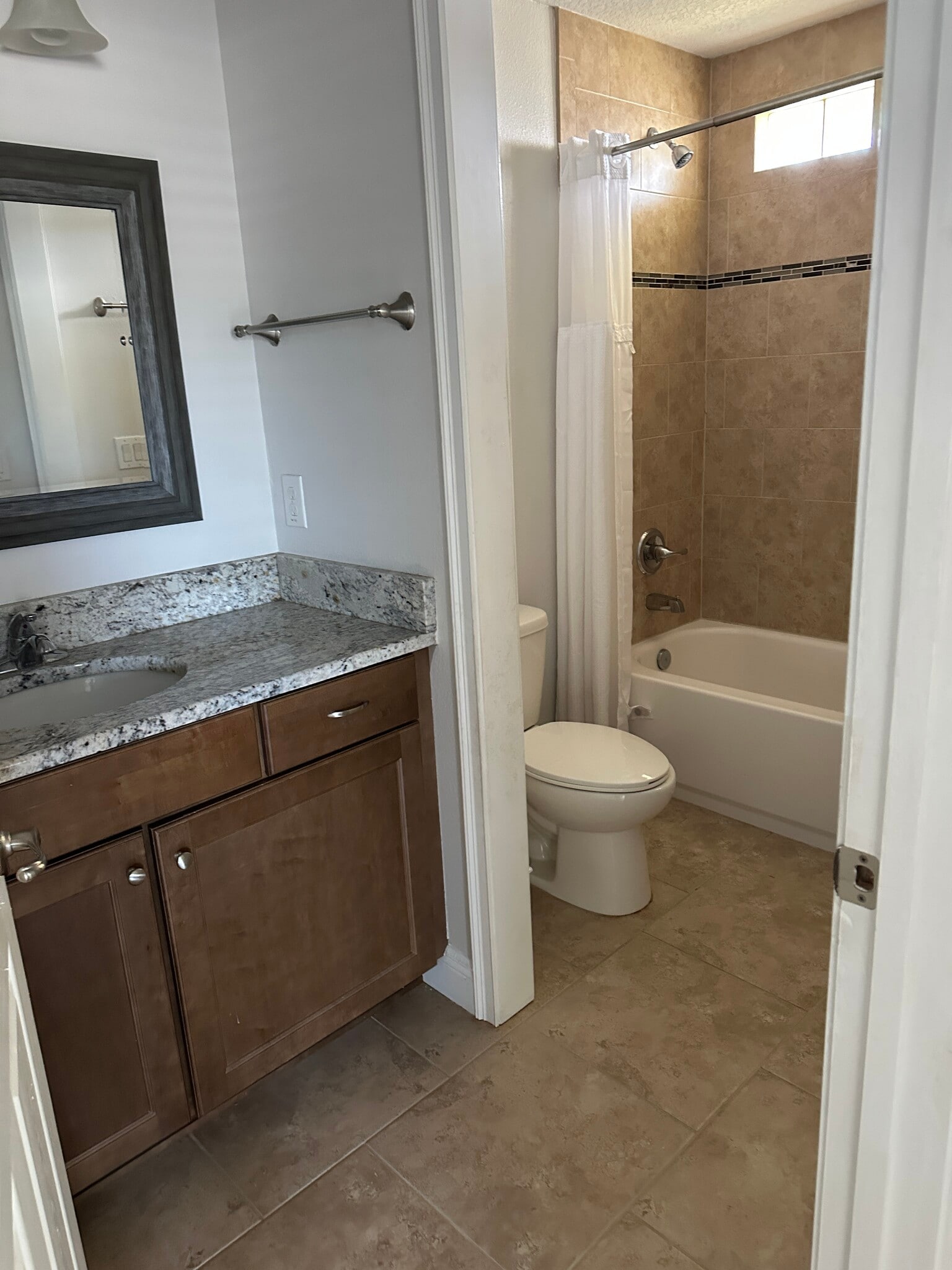 Guest bathroom - 6501 Manila Palm Way