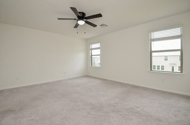 Building Photo - 2892 Grand Anse Dr