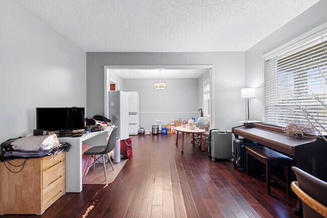 Building Photo - 461 Dove Valley Rd