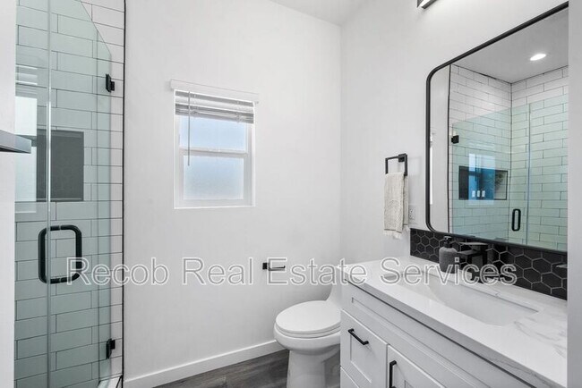 Building Photo - 5106-5116 69th St