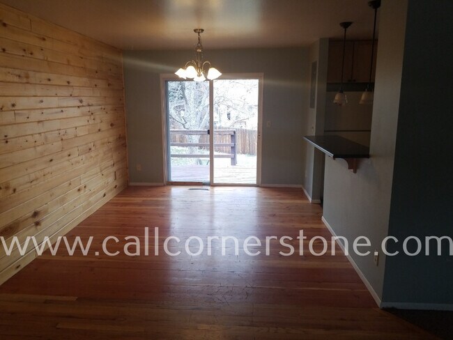 Building Photo - 3622 Alpine Pl