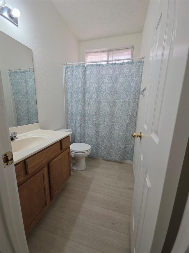 Building Photo - 16800 Tomcat Dr