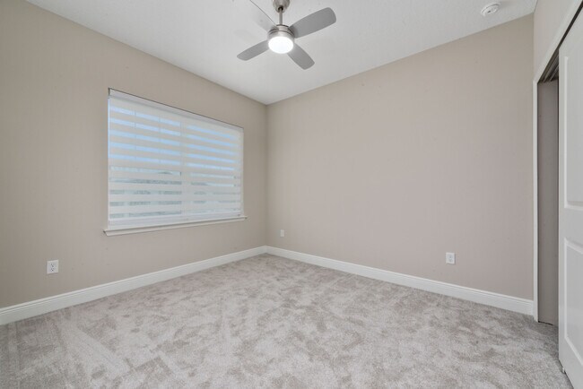 Building Photo - 6541 Rover Wy