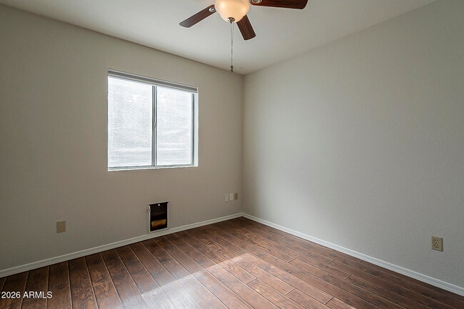 Building Photo - 8844 W Cavalier Dr